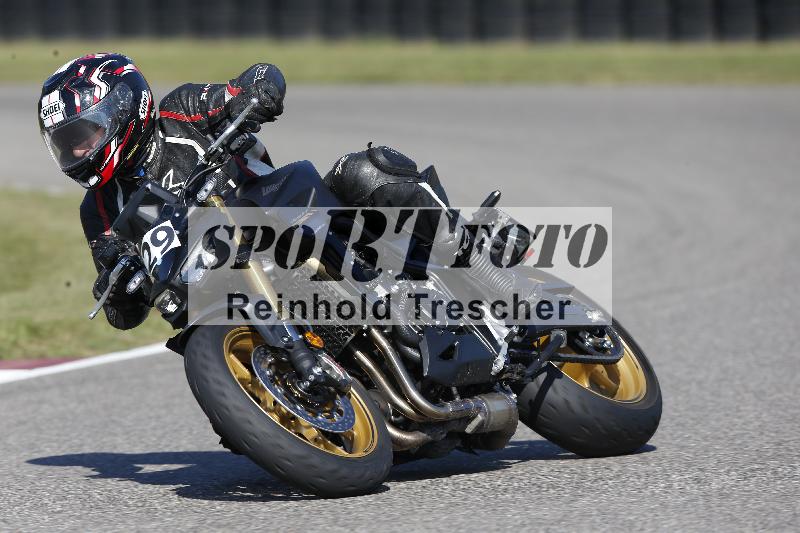 /Archiv-2025/49 26.08.2025 Cornu Master School ADR/blau-bleu/29